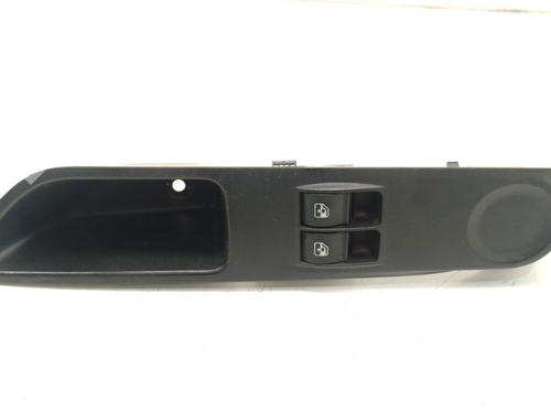 Venstre Foran elrute bryter IVECO DAILY IV Van 35C13 V, 35C13 V/P, 35S13 V, 35S13 V/P (126 hp) 32669448