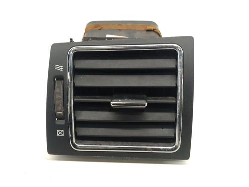 Used Air vent TOYOTA AVENSIS Saloon (_T27_) 2.0 D-4D (ADT270_, ADT270R) (124 hp) 31949753