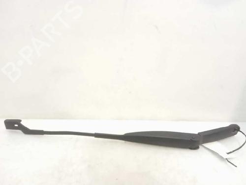 Used Front windshield wiper arm FIAT BRAVO II (198_) 1.9 D Multijet (198AXB1A) (120 hp) 4477078