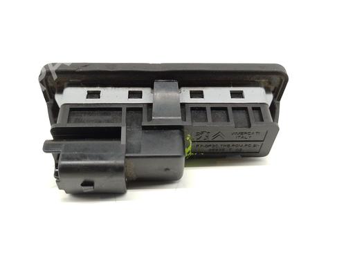 Switch CITROËN C4 CACTUS 1.2 THP 110 | BP28976053I30