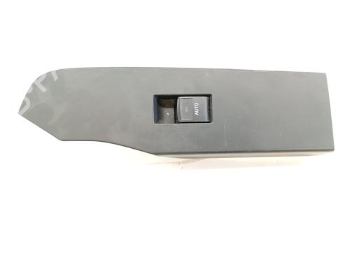 Used Right front window switch Right front window switch 37467637 37467637
