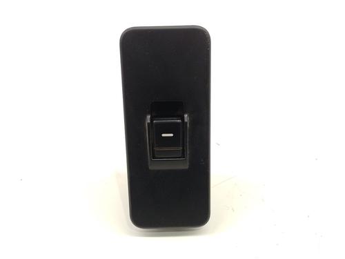 Used Right front window switch LAND ROVER RANGE ROVER SPORT I (L320) 2.7 D 4x4 (190 hp) 32173388