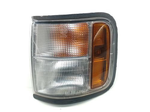 Clignotant avant gauche OPEL MONTEREY A (M92) 3.1 TD (UBS69D, UBS69G) (114 hp) 32138261