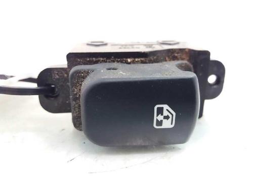 Used Right rear window switch KIA CARENS III MPV (UN) [2006-2013]  3551944