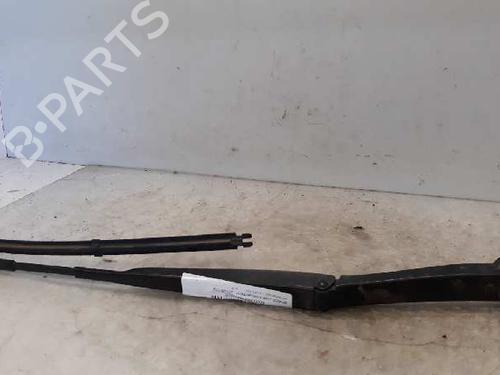 Front windshield wiper arm HYUNDAI ix20 (JC)  | BP5267101C143 