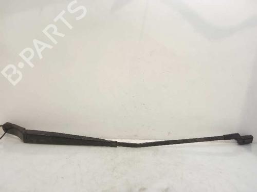 Used Front windshield wiper arm PEUGEOT 5008 (0U_, 0E_) [2009-2017]  4609124