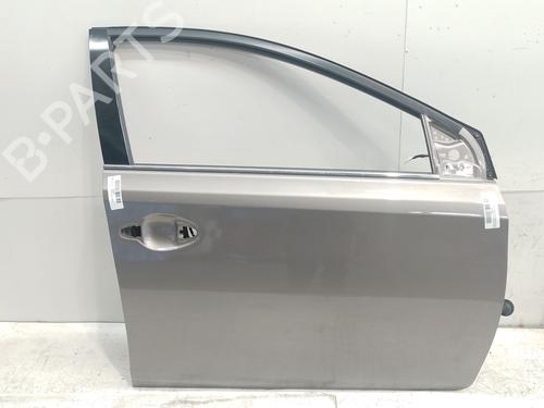 Used Right front door Right front door TOYOTA AURIS Estate (_E18_) 1.8 Hybrid (ZWE186_, ZWE186R, ZWE186H) (136 hp) 33675582 33675582