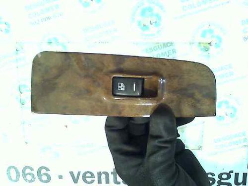 Used Right front window switch KIA CLARUS Estate (GC) [1997-2000]  19782662