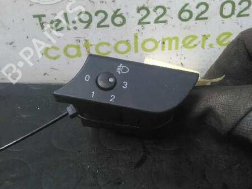Used Headlight switch AUDI A4 B7 (8EC) 2.0 TDI (170 hp) 14229565