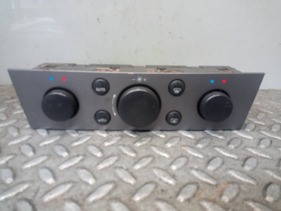 Servomoteur/actuateur De Commande De Chauffage Pour Vectra C Et Saab 9-3 - Référence 006969A