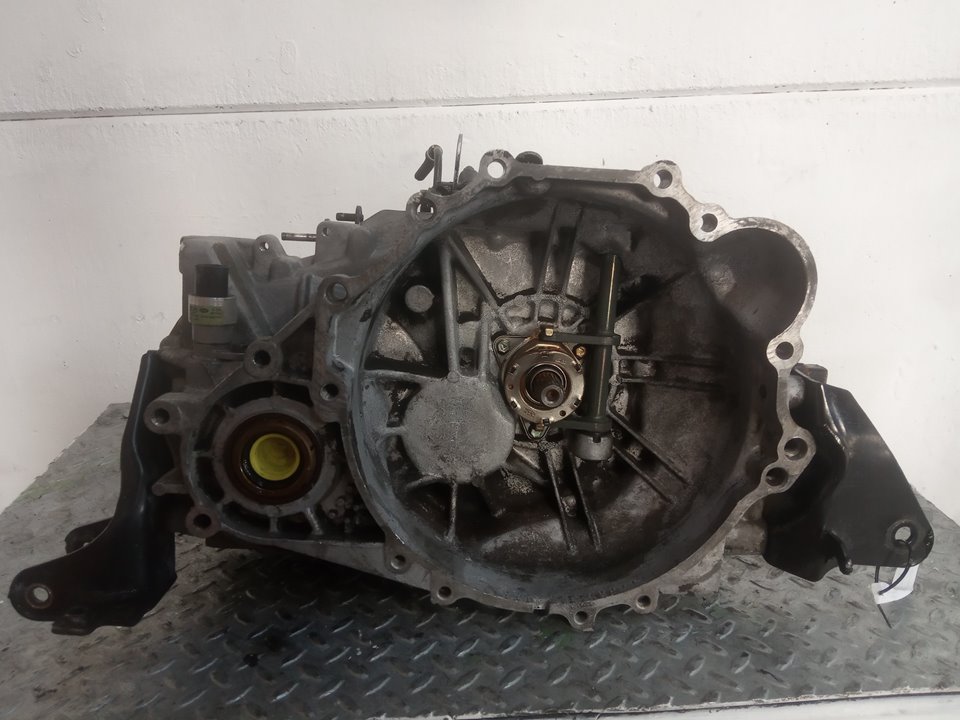 Manual gearbox KIA CERATO I Hatchback (LD) 2.0 CRDi 9233371 BParts