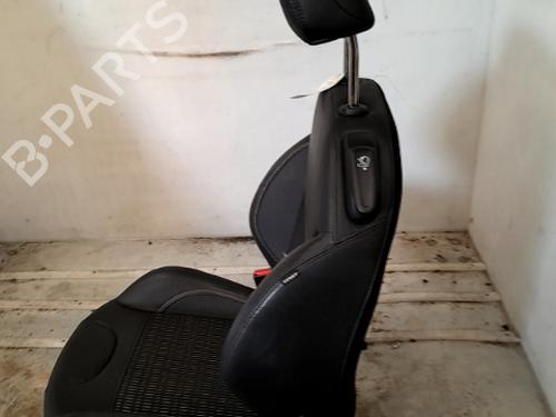 Left front seat PEUGEOT 208 I (CA_, CC_) 1.4 HDi | BP26636737C15 