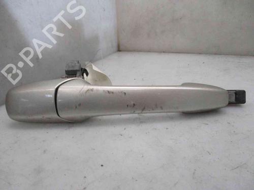 Used Front right exterior door handle MAZDA 6 Hatchback (GG) [2002-2008]  26625678