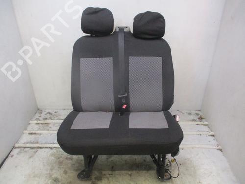 right-front-seat-renault-trafic-ii-van-fl-2001-33030777 main image
