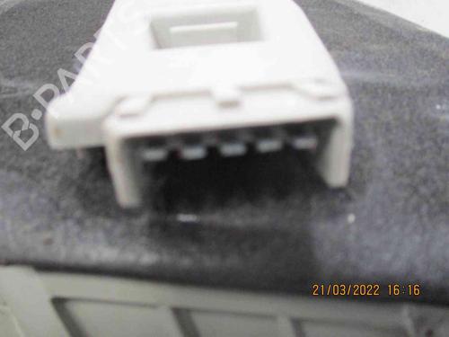 Feu arrière droit FORD FIESTA III (GFJ) 1.6 | BP30723219C35 