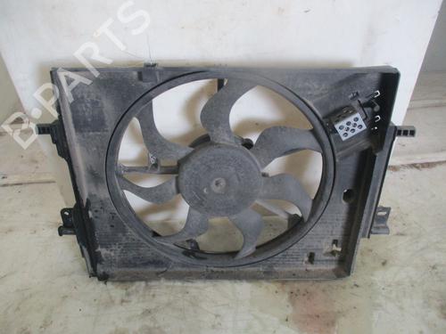 Used Radiator fan Radiator fan 38570172 38570172