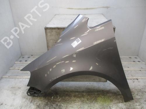 Used Left front fenders HSV CLUBSPORT Saloon (VX) 5.7 i V8 (347 hp) 24014608
