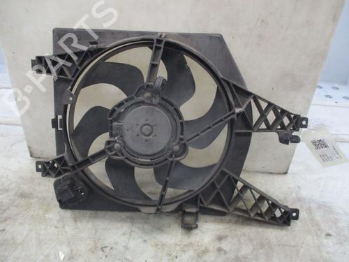 Used Radiator fan RENAULT TWINGO II (CN0_) 1.5 dCi (CN0E) (64 hp) 26517804