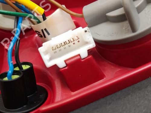 Piloto derecho del maletero KIA RIO IV (YB, SC, FB) 1.0 T-GDI 100 | BP30555980C80