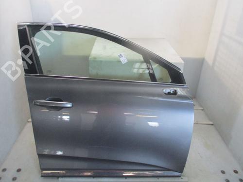Used Right front door Right front door 36789166 36789166