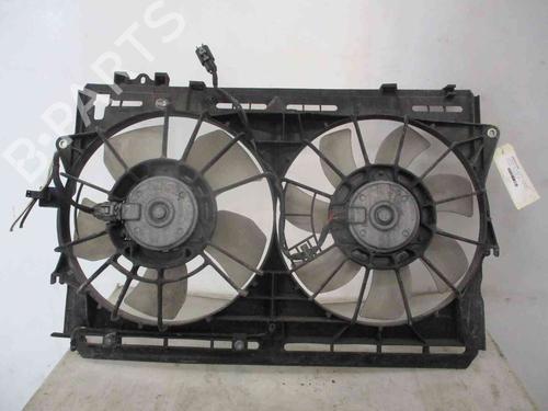 Køleventilator elektrisk TOYOTA COROLLA Verso (ZER_, ZZE12_, R1_) 2.2 D-4D (AUR10_, AUR10R) (136 hp) 19735799