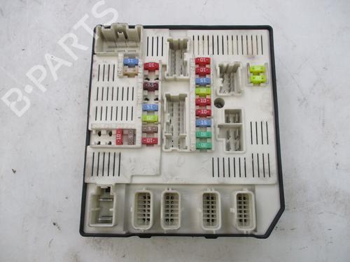 Used Fuse box Fuse box RENAULT LAGUNA III (BT0/1) 1.5 dCi (BT00, BT0A, BT0T, BT1J) (110 hp) 33710534 33710534