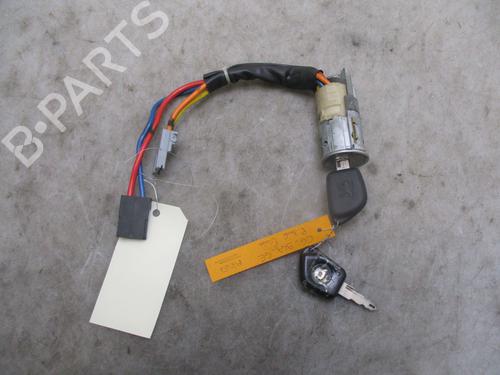 Used Ignition barrel PEUGEOT 306 (7B, N3, N5) 1.6 SR (89 hp) 25019480