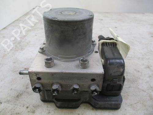 Used ABS pump RENAULT KANGOO Express (FW0/1_) 1.5 dCi 75 (FW07, FW10, FW04) (75 hp) 24970775