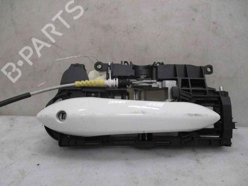 Used Front left exterior door handle BMW 5 (F10) 520 d (184 hp) 26625028