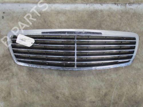 Used Grille MERCEDES-BENZ E-CLASS (W211) E 280 CDI 4-matic (211.084) (190 hp) 26621372