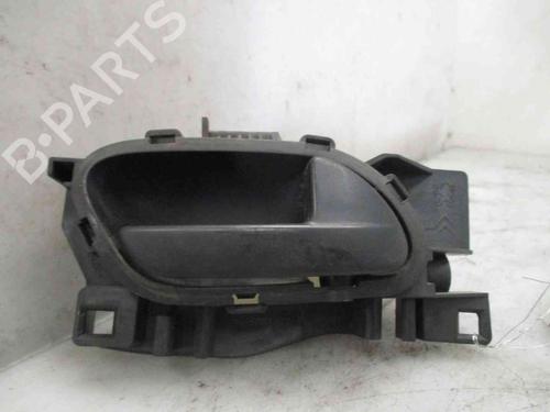Used Front right interior door handle FIAT SCUDO Van (270_, 272_) 2.0 D Multijet (120 hp) 26632194