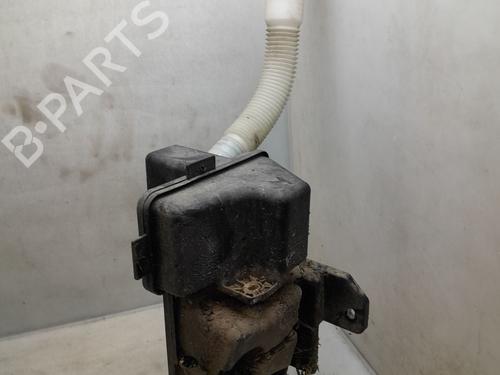 Sprinklertank VW TIGUAN (5N_) 2.0 TDI (140 hp) 30978355