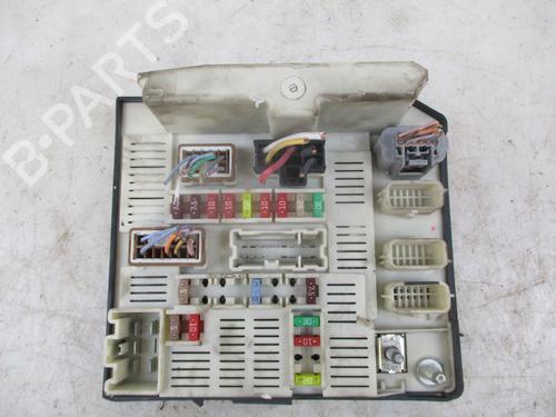 Used Fuse box RENAULT KANGOO / GRAND KANGOO II (KW0/1_) 1.5 dCi 90 (KW05, KW08, KW0G, KW11) (90 hp) 26639840