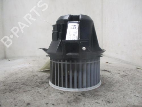 Used Heater blower motor RENAULT TWINGO III (BCM_, BCA_) 0.9 TCe 95 (92 hp) 24239566