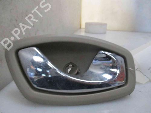 Højre bagtil invendig håndtag RENAULT LATITUDE (L70_) 2.0 dCi 150 (L70H) (150 hp) 19712622