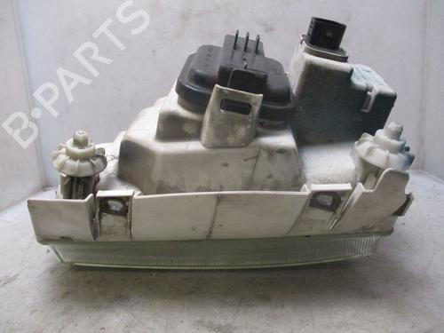 Right headlight VW POLO III (6N1) 55 1.3 | BP26637246C29 