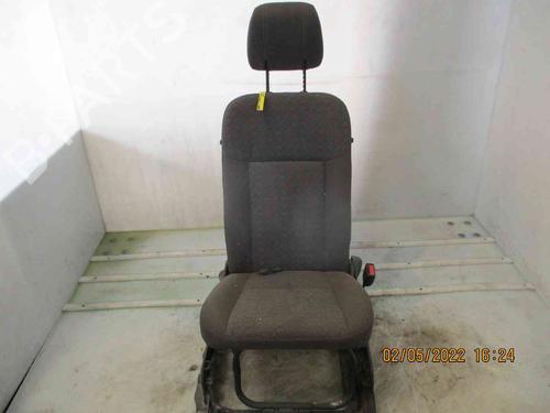 Used Right front seat FORD TRANSIT CONNECT (P65_, P70_, P80_) 1.8 16V (116 hp) 20200929
