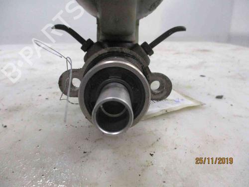 Used Brake master cylinder VW GOLF III (1H1) 1.4 (55 hp) 19735242