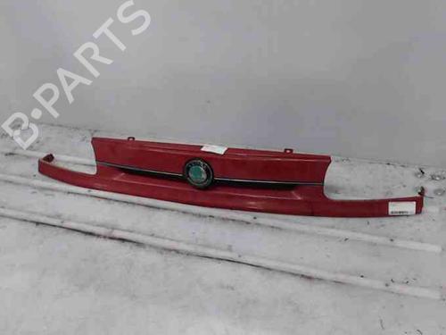 Used Grille SKODA FELICIA I (6U1) 1.3 (54 hp) 19713431