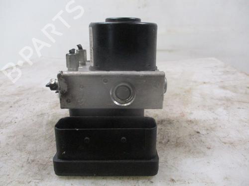 ABS Bremseaggregat TOYOTA YARIS (_P9_) 1.3 VVT-i (SCP90_, SCP90R) | BP30915495M43