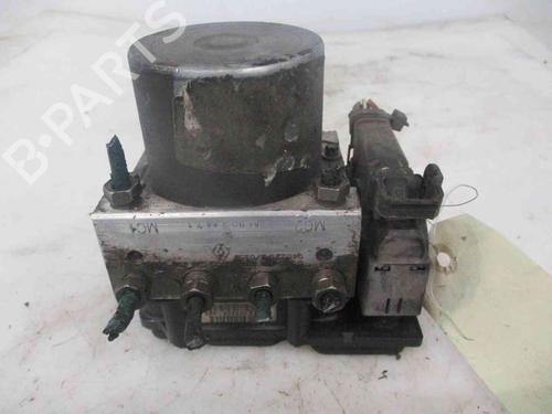 Used ABS pump RENAULT MEGANE II (BM0/1_, CM0/1_) [2001-2012]  26623891