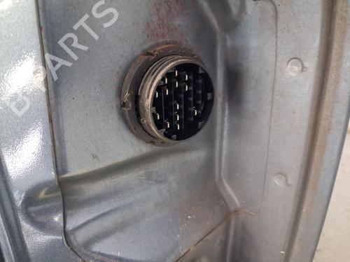 Used Left front door Left front door 38736418 38736418