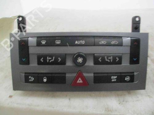 Used Climate control PEUGEOT 407 SW (6E_, 6D_) 2.0 HDi 135 (136 hp) 19740923