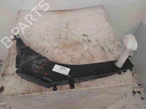Used Windscreen washer tank PEUGEOT 308 II (LB_, LP_, LW_, LH_, L3_) 1.2 THP 130 (131 hp) 26631038