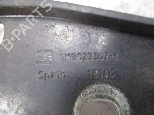 Hinge/Door check strap SEAT LEON (1M1) 1.4 16V | BP20204709C146 