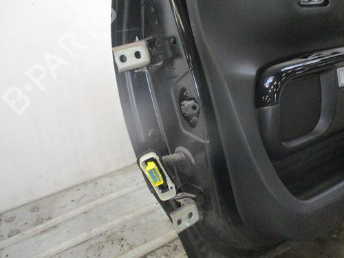Right front door CITROËN C4 CACTUS 1.2 VTi 82 | BP28309384C3 