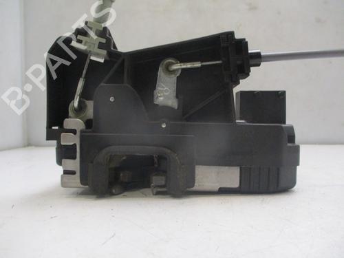 Serrure avant droite KIA CERATO III Saloon (YD) 1.6 VGT | BP30723365C97