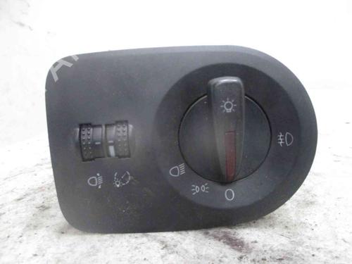 Used Headlight switch SEAT IBIZA IV (6J5, 6P1) 1.2 (70 hp) 19714984