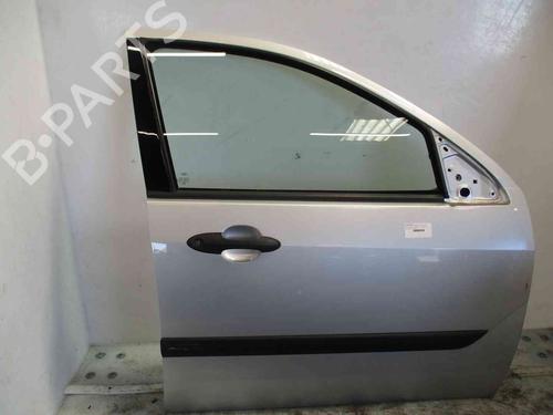 Used Right front door FORD FOCUS I (DAW, DBW) 1.4 16V (75 hp) 19718438
