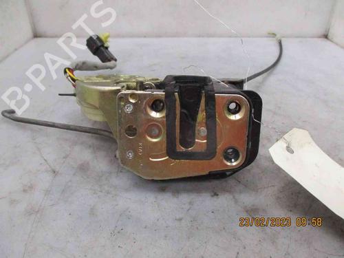 Used Front right lock KIA SORENTO I (JC) [2002-2011]  26629604